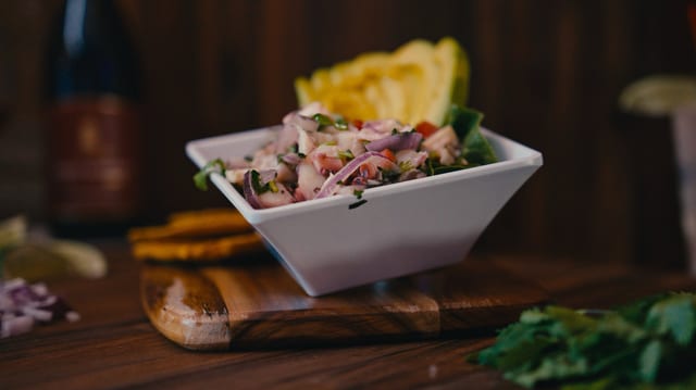 Ceviche De Pulpo y Camarones.